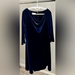 Elegant Navy Blue Velvet Dress